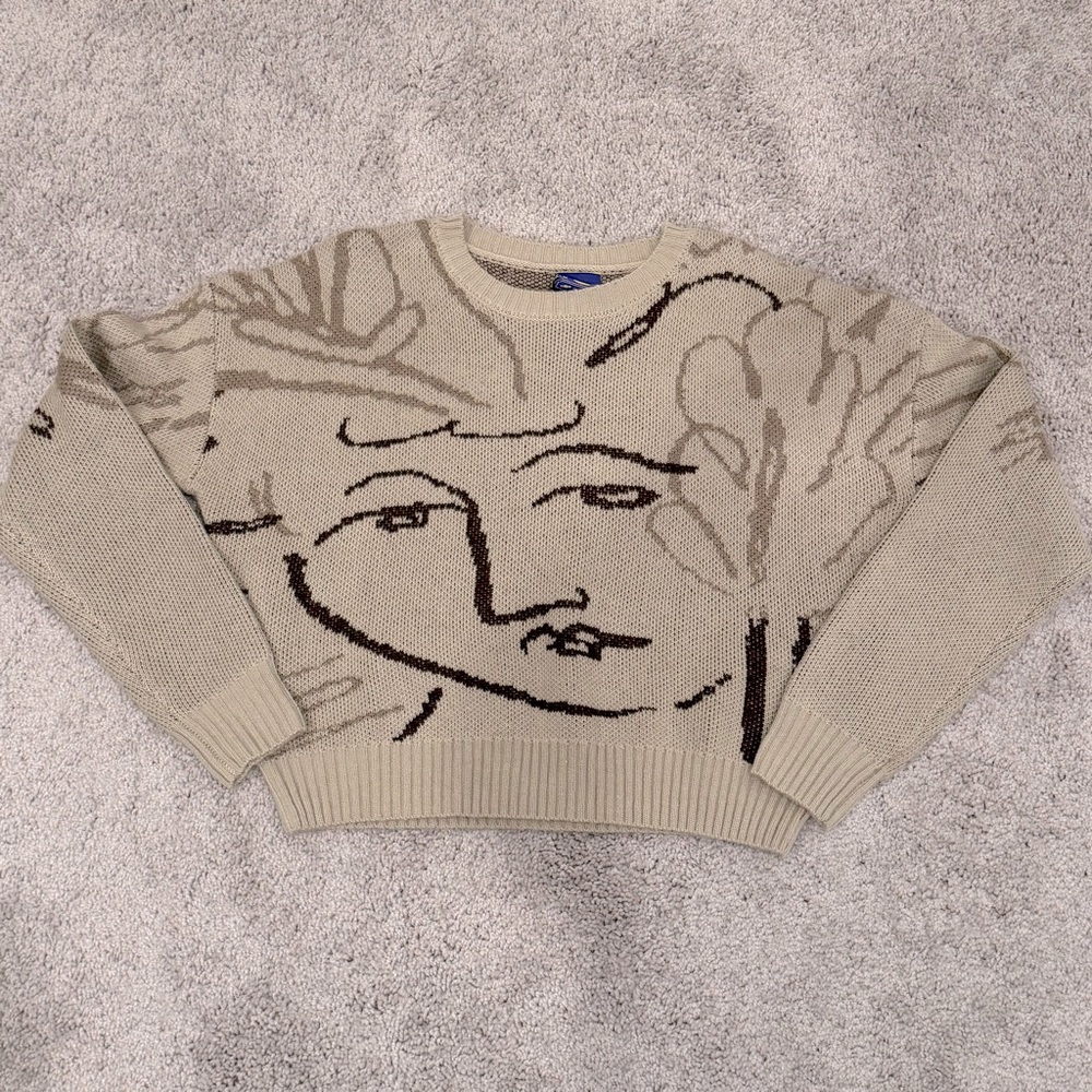 NWT Coney Island Picnic Faces Artistic Face Design Sweater Size Medium